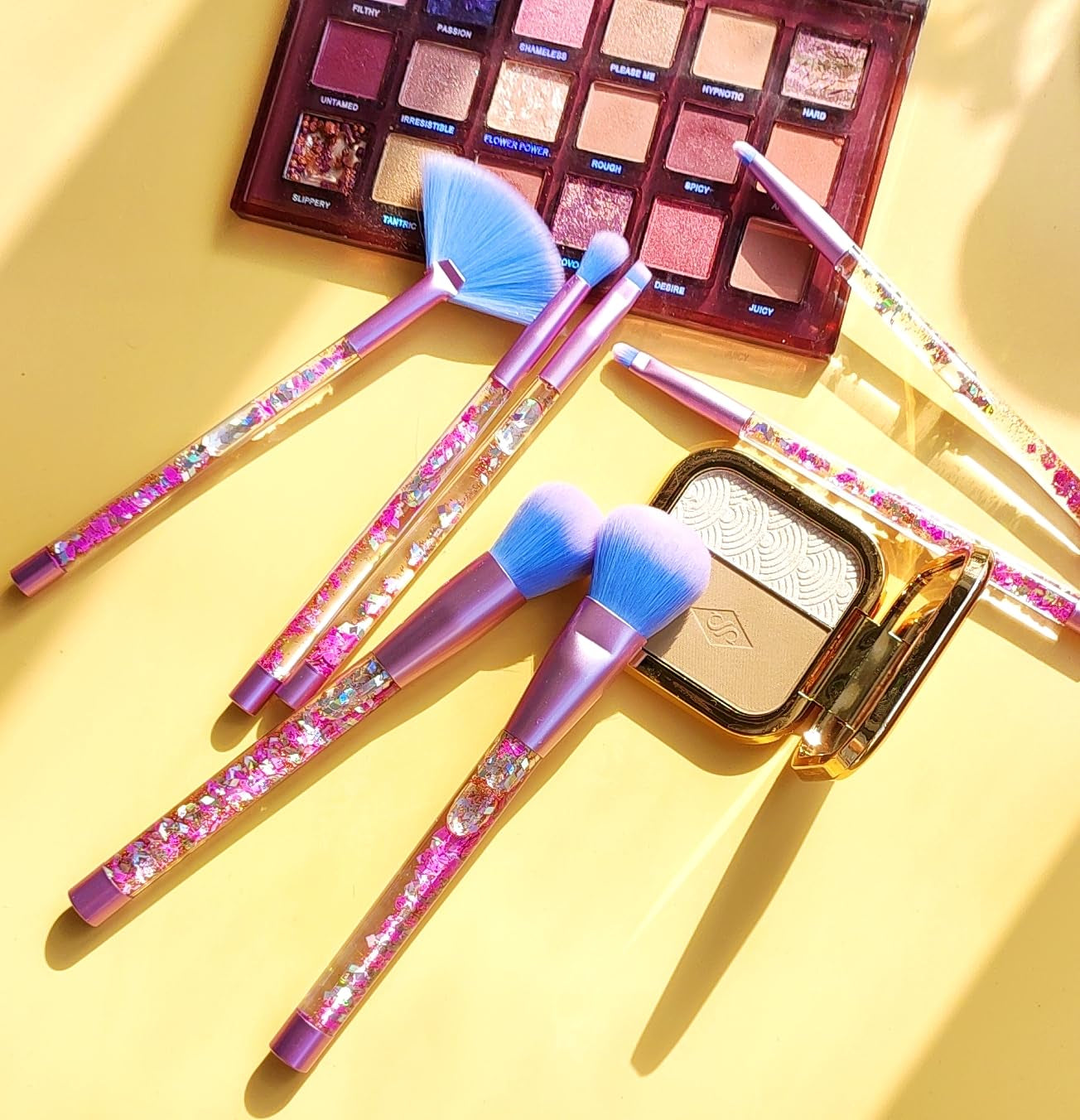 Unleash Your Inner Unicorn with Our Irresistible Makeup Brush Set Featuring Crystal Accents for Flawless Application